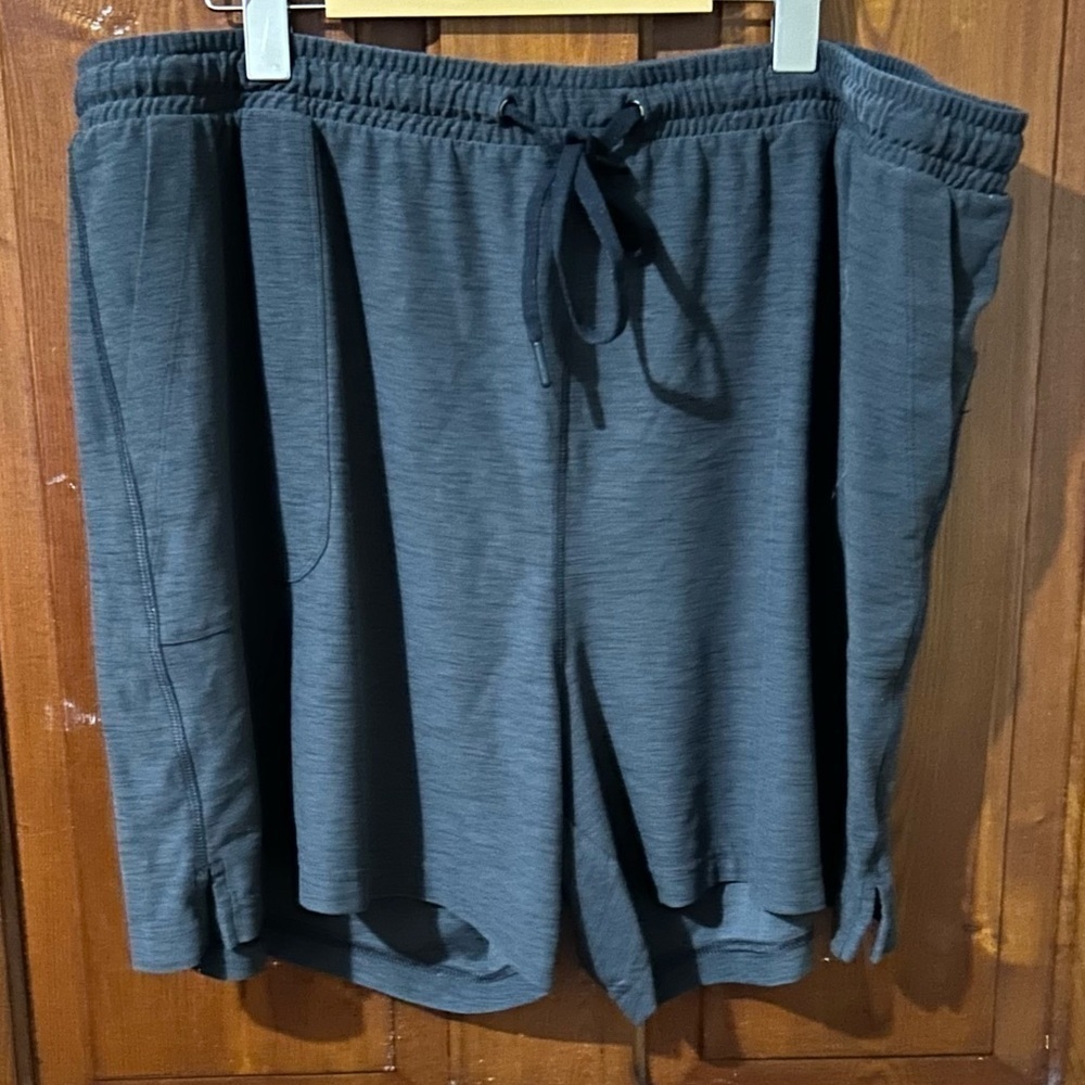XXL - Old Navy Active Shorts